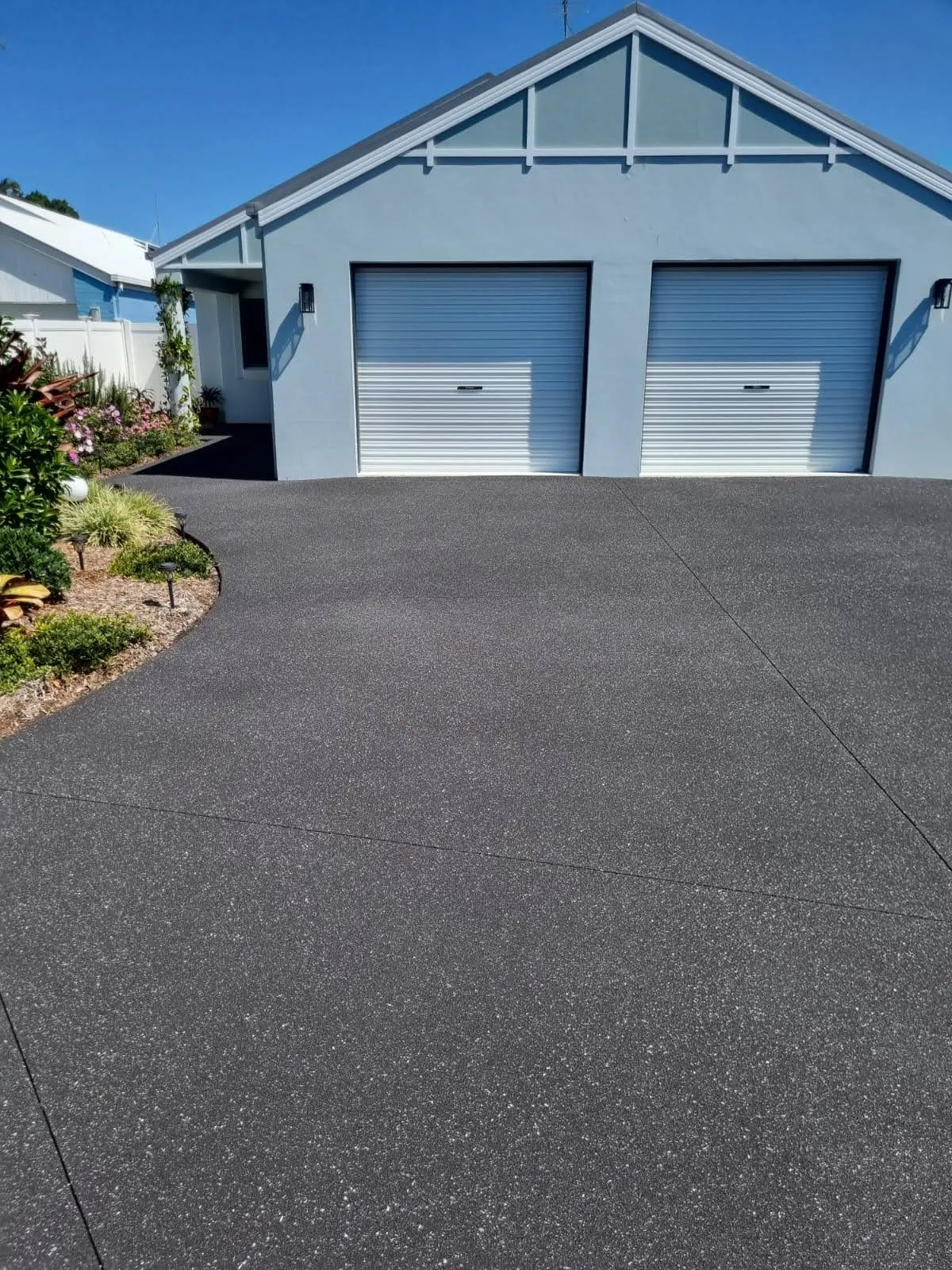 Double garage floor with an exposed aggregate finish